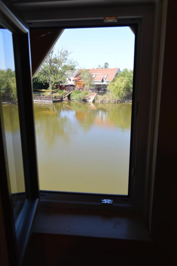 Intertranscoop Lake House Vámosszabadi Extérieur photo