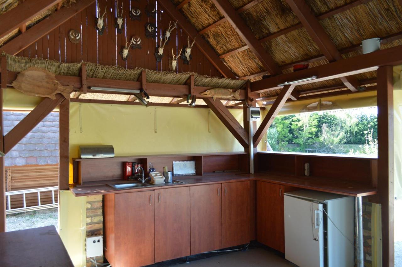 Intertranscoop Lake House Vámosszabadi Extérieur photo