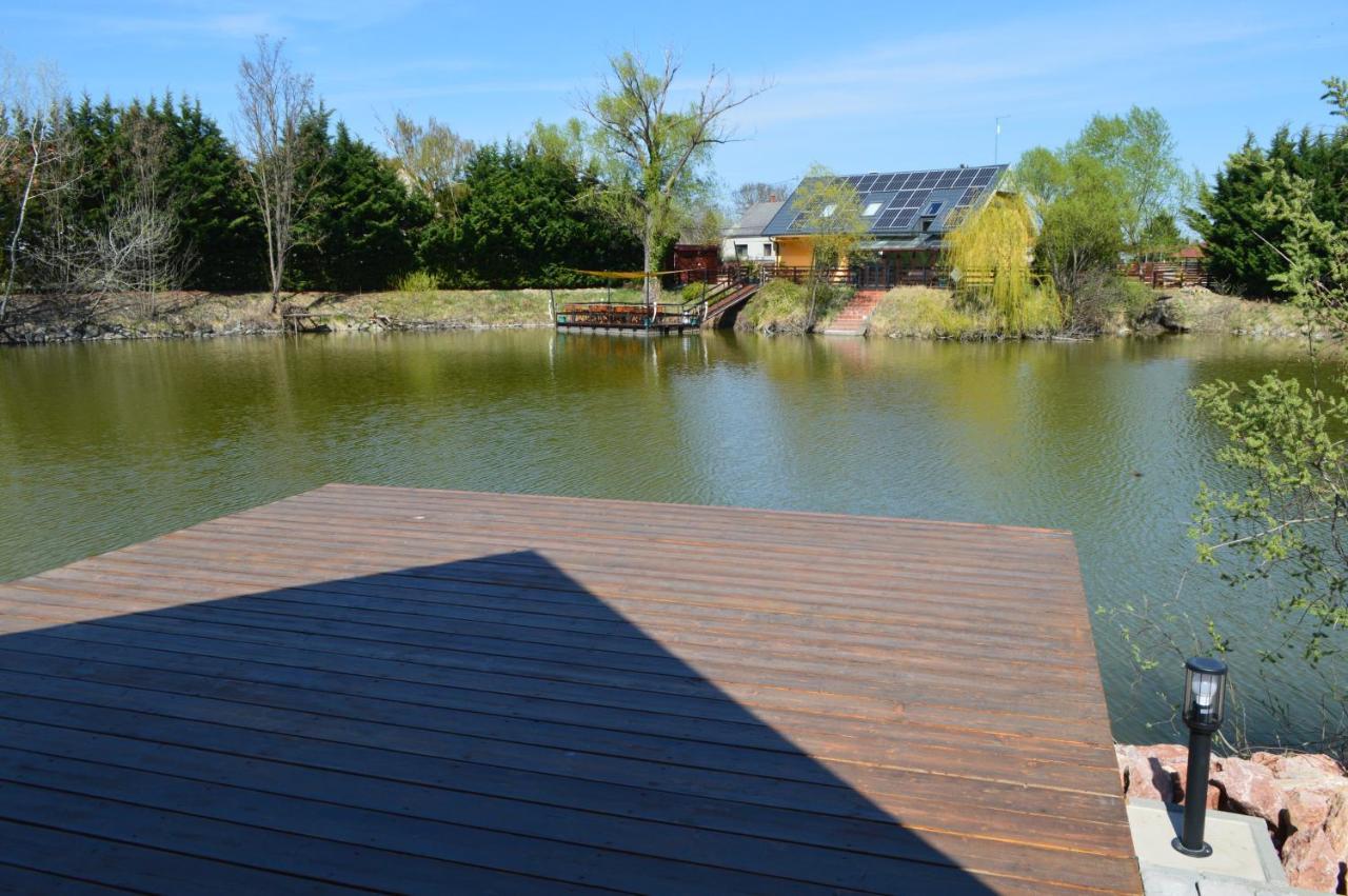 Intertranscoop Lake House Vámosszabadi Extérieur photo